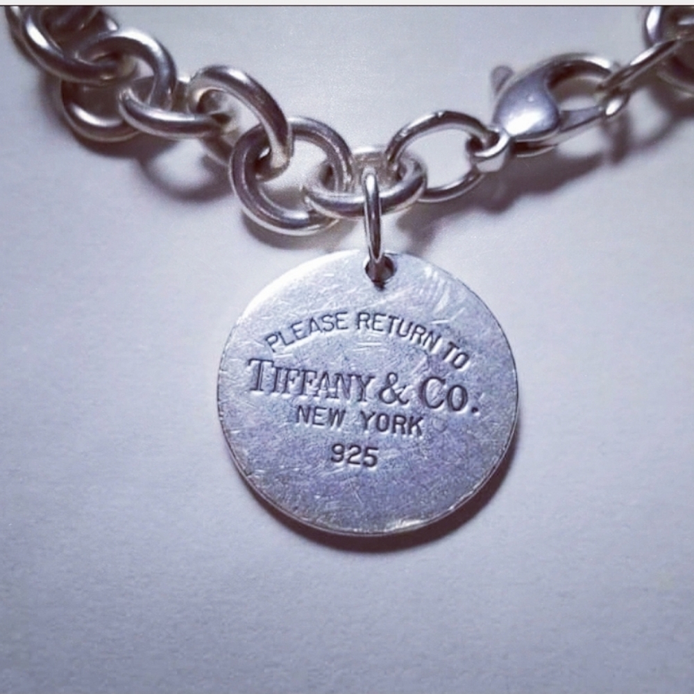 Classic round Tiffany & Co bracelet
